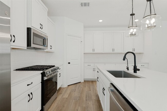 Photo - 2504 Flaxfield Ln