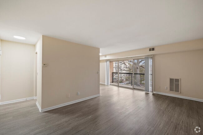 101 North Ripley Apartments