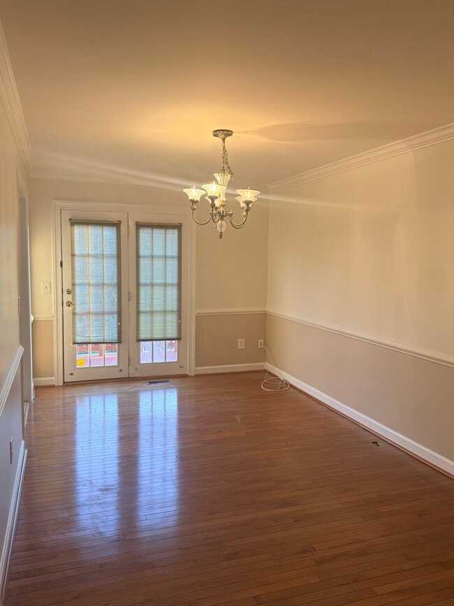 Photo - 8041 Trevor Pl