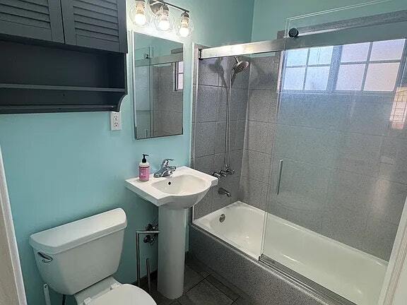 Building Photo - 717 Ultimo Ave