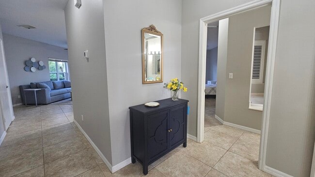 Building Photo - 10041 Perfect Dr Unit A