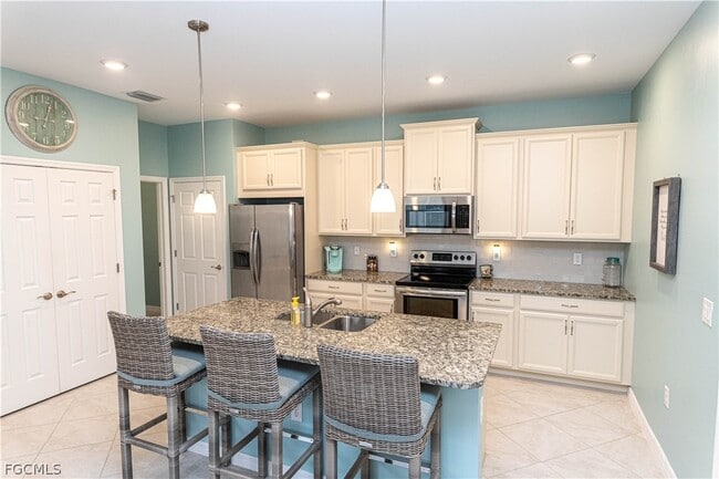 Photo - 4431 Dutchess Park Rd