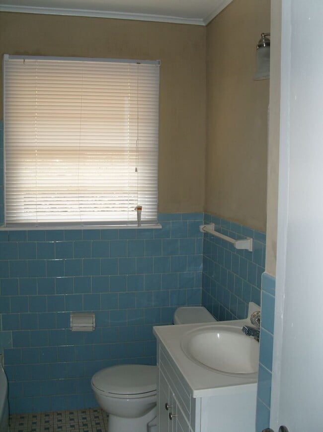 Photo - 154 Nottingham Ct