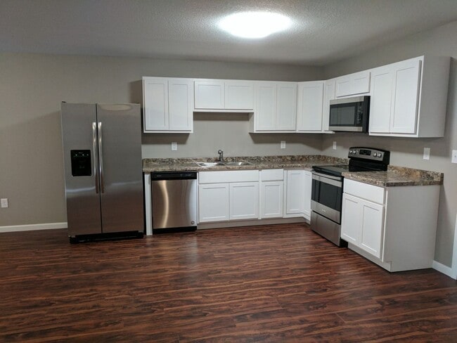 Photo - Rosewood Apartments