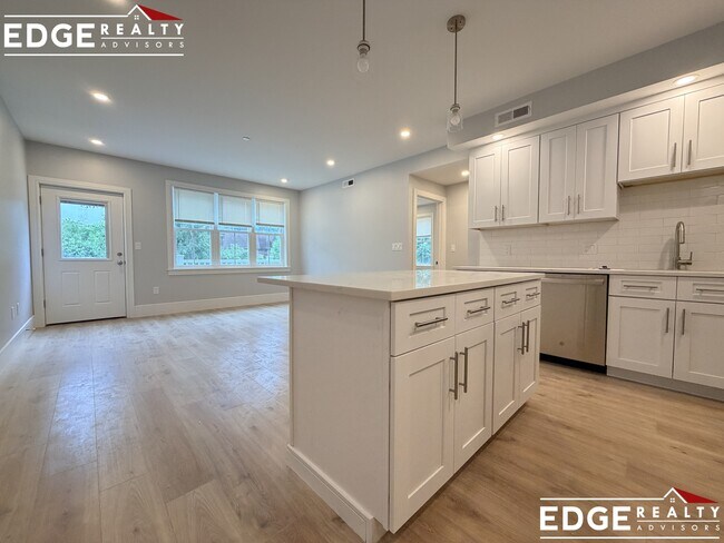 Photo - 124 Kenrick St Unit 7