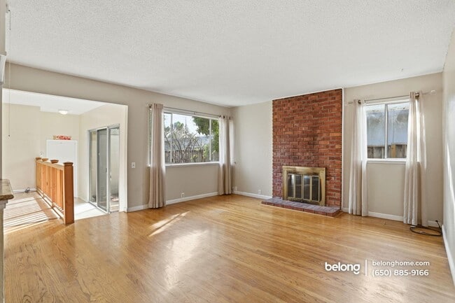 Photo - 1855 Forest Ct