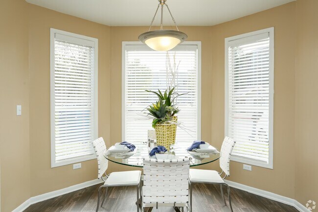Photo - Modern Living with Breezy Comfort! Unit MO54