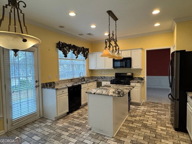 Photo - 15 Suwanee Pass Ln