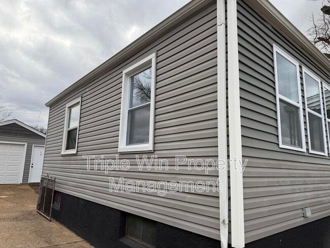 Photo - 8138 Blanchard Dr