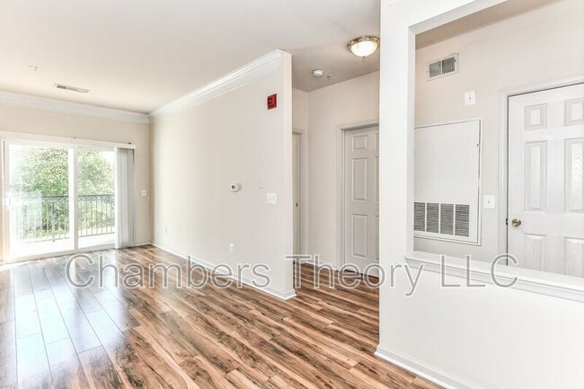 Photo - 1601 Spring Gate Dr. Condominio Unidad #1104