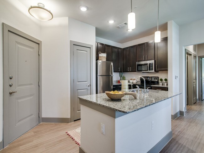 Photo - Palladium Anna