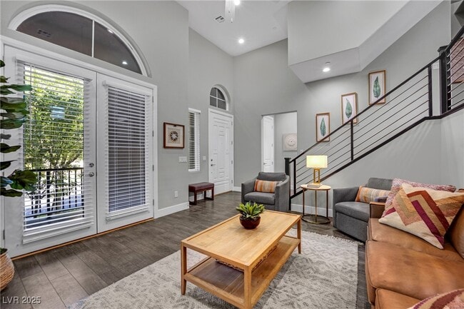 Building Photo - 45 Via Di Vita