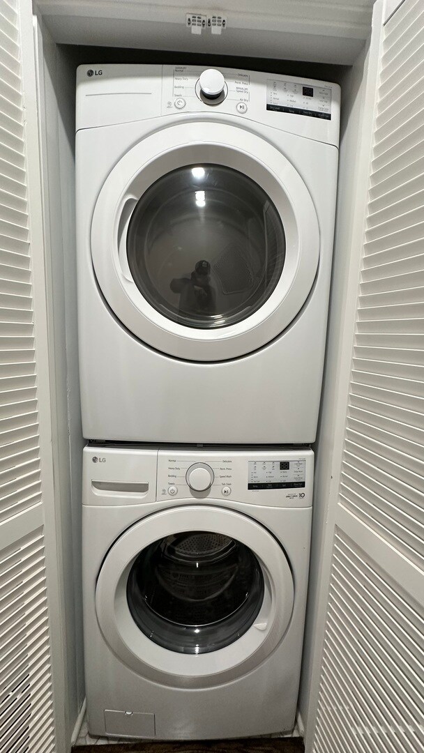 Photo - 5226 N Bernard St Unit 2