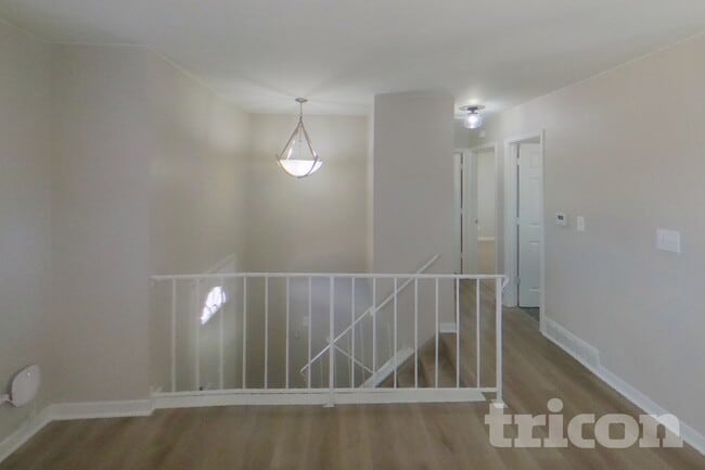 1115 Jet Wing Cir