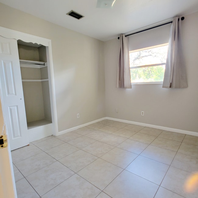 Photo - 404 Bullard Pkwy