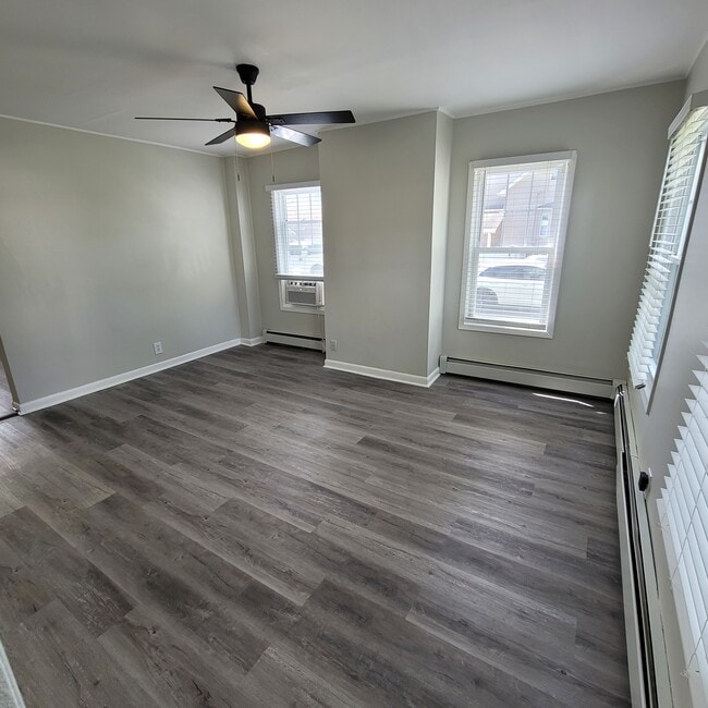 Photo - 131 Madison Ave Unidad Apt. B