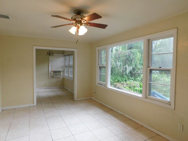 Photo - Charming 2 BR house in NW!