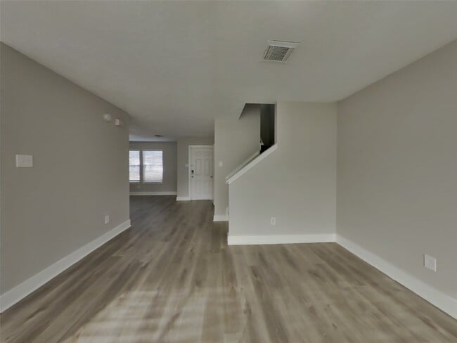 Photo - 21899 Pinewilde Ct