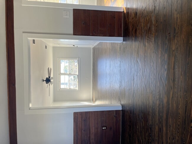 Photo - 2717 S Fletcher Ave Unit A