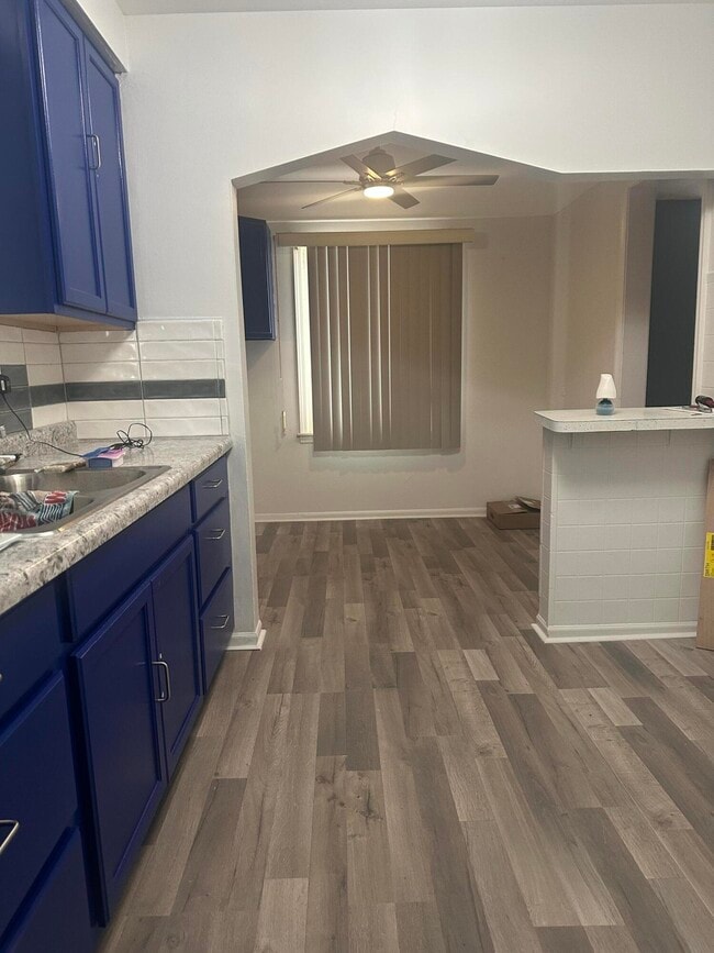 Photo - 8498 Trinity St