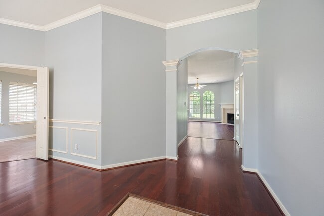 Photo - 5827 Willow Park Dr