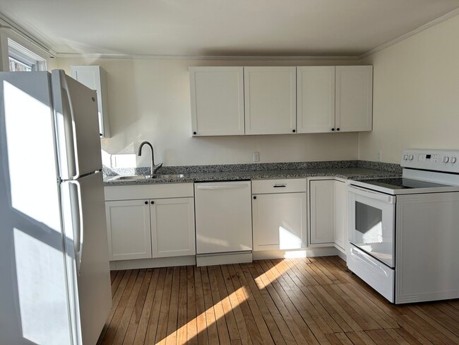 5 Clay St Unit 5Clay