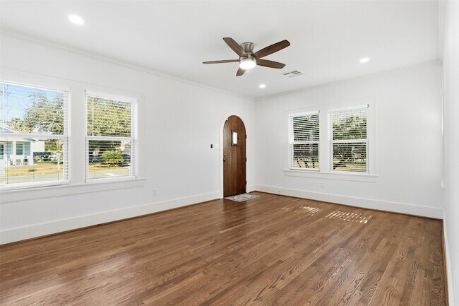 Photo - 4701 Avenue N 1/2 Rear