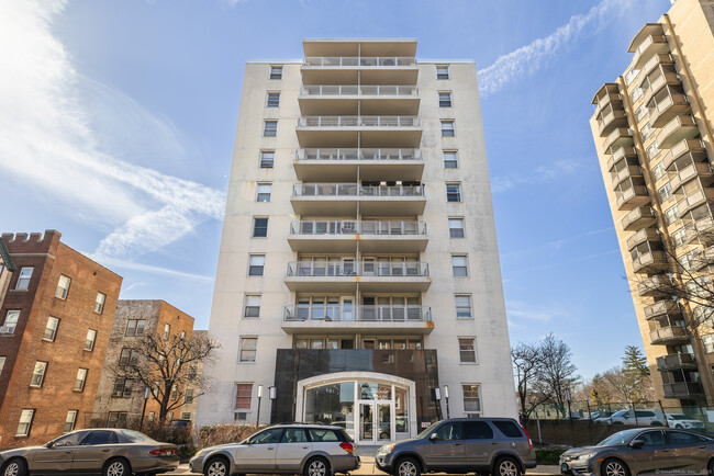 Photo - 30 Glenbrook Rd Condo Unit 7 D