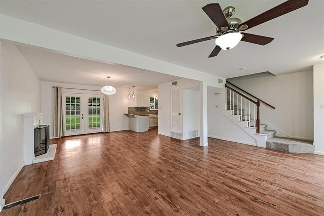 Photo - 4904 Creekline Dr
