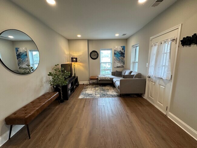 Living Room - 115 Susquehanna Ave Unit 2