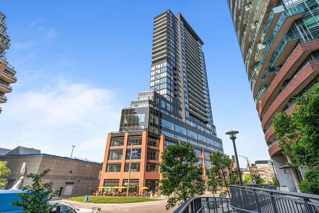 Photo - 135 E Liberty St