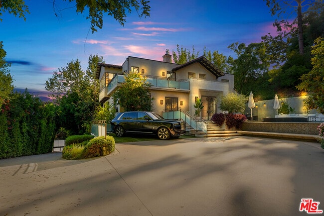 Building Photo - 7801 Hillside Ave Rental