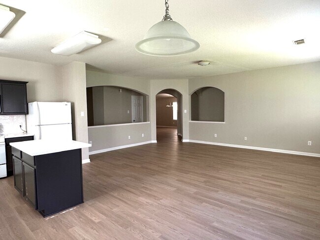 Photo - 21530 Pointed Oak Ln