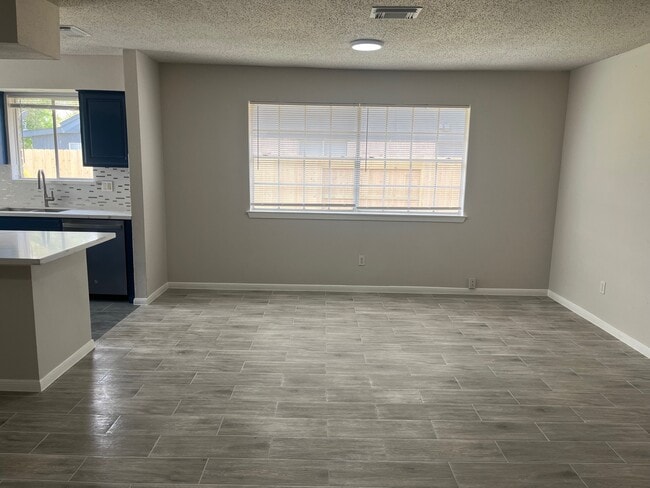 Photo - 2434 Long Reach Dr