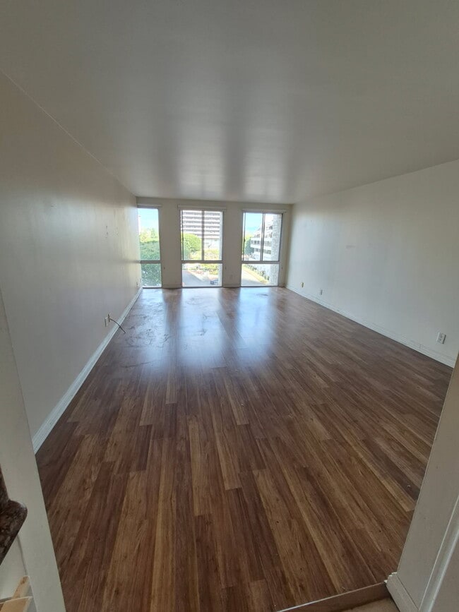 Photo - 800 W 1st St Unidad 702