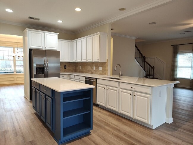 Photo - Gorgeous 5-bedroom, 5-bathroom house in the Lawson Community!