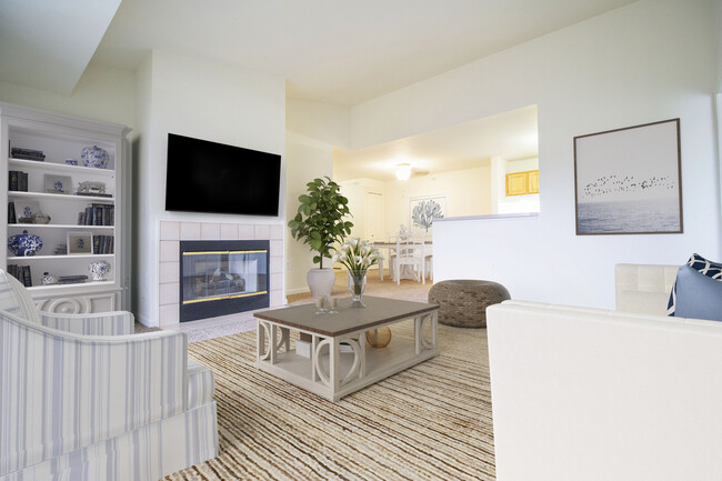 Living Space - Lake Village of Fairlane Rental