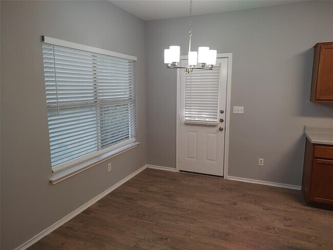 Photo - 1619 Constantino Cir