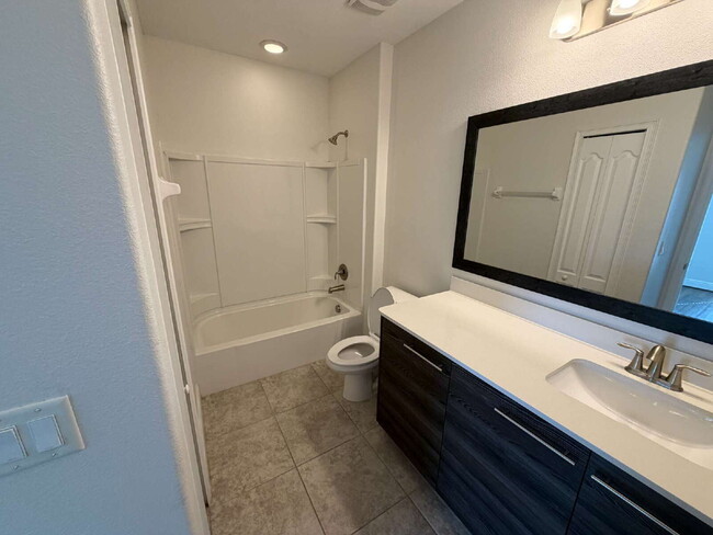 Photo - "Charming 2-Bed, 2-Bath Townhouse Retreat in Haines City – Spacious 1464 Sq Ft of Comfort!"