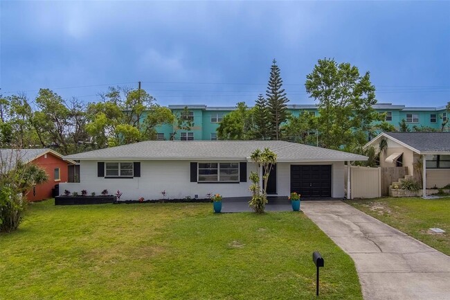 Building Photo - 11424 79th Ave Rental