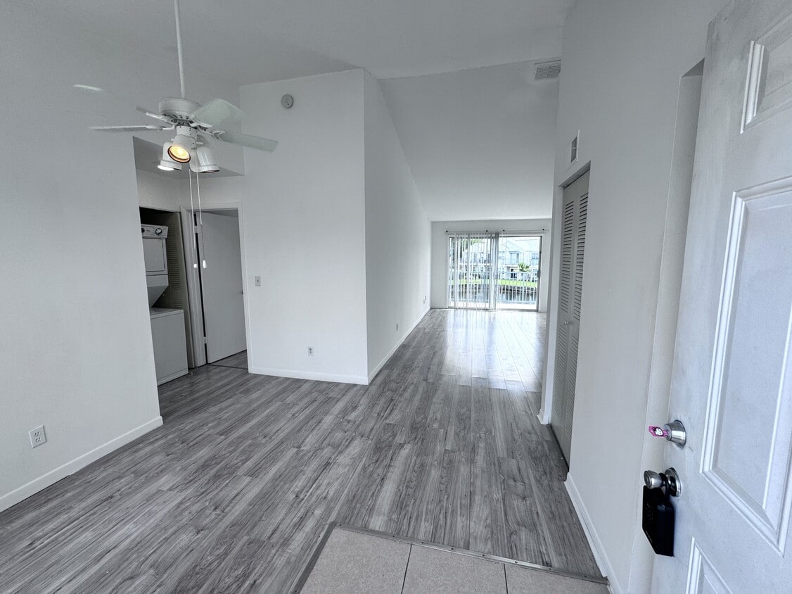 Photo - 2512 Woodgate Blvd (Orlando, FL)