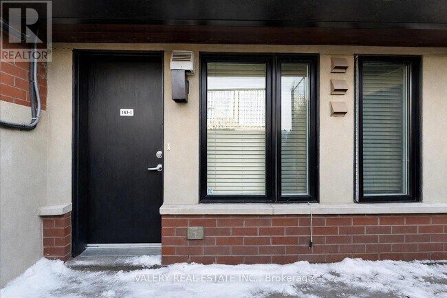 Photo - 183 William Duncan Rd