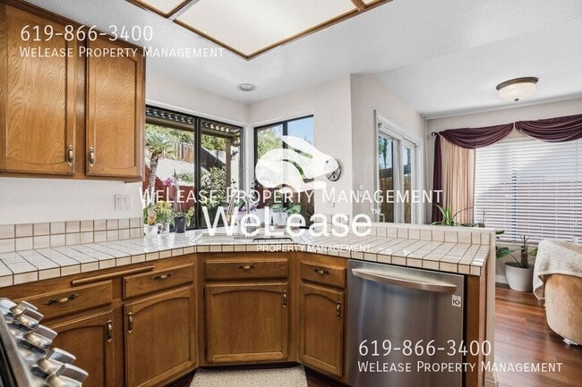 Photo - 12004 Calle Naranja House