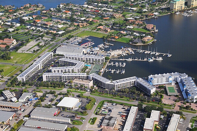 Building Photo - 2 Bedroom Condo at Popular Anglers Cove Co... Unit 405
