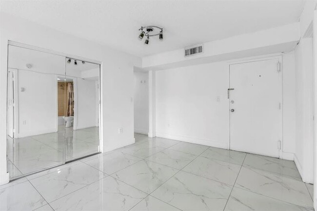 Photo - 4805 NW 7th St Unit 105-15