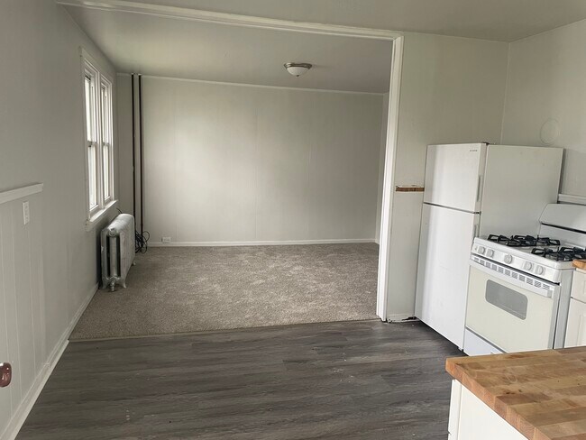 Photo - 36 Lincoln Ave Unit Apartment #1