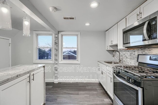 Photo - 4012 Fernhill Ave Unit 3FL