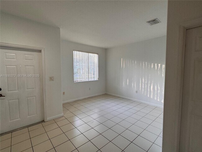 Photo - 2525 SE 15th Pl