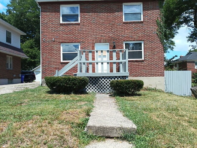 Building Photo - 113 Niagara Ave Unit 1