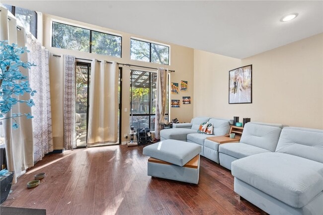 Photo - 10614 Shoreline Dr